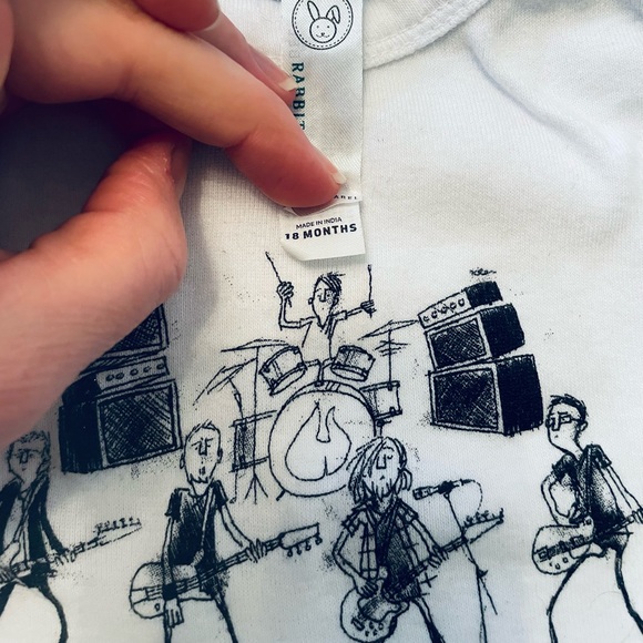 Baby Pearl Jam onesie - Picture 3 of 4